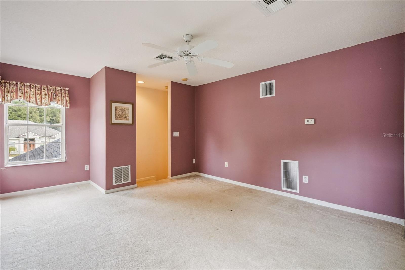 Image 15 of 34 For 513 Sand Wedge Loop