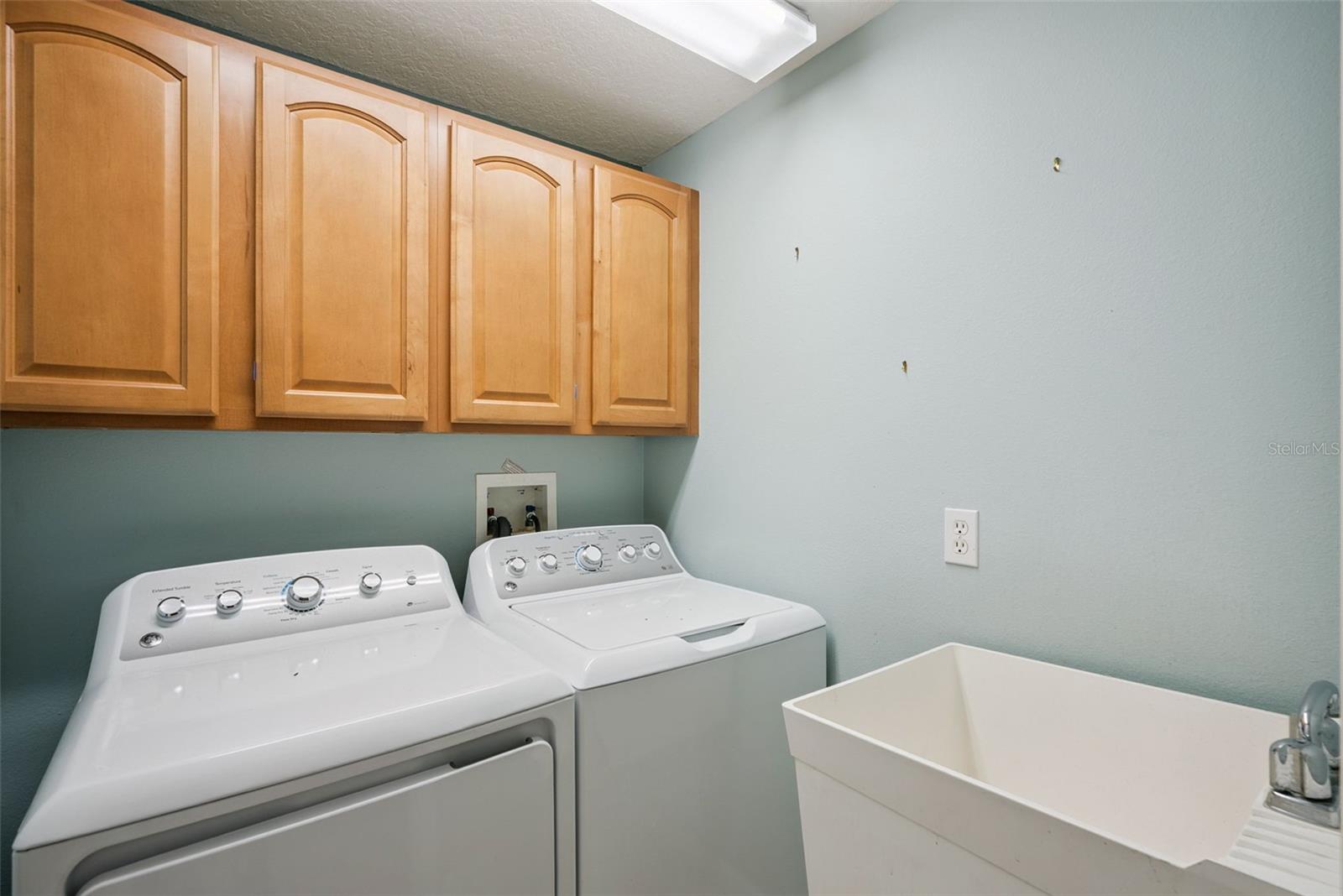 Image 26 of 34 For 513 Sand Wedge Loop