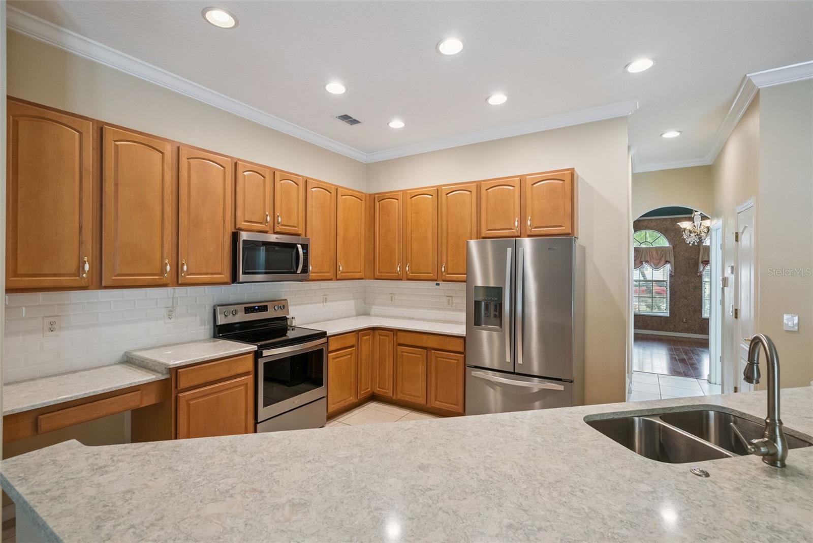 Image 8 of 34 For 513 Sand Wedge Loop