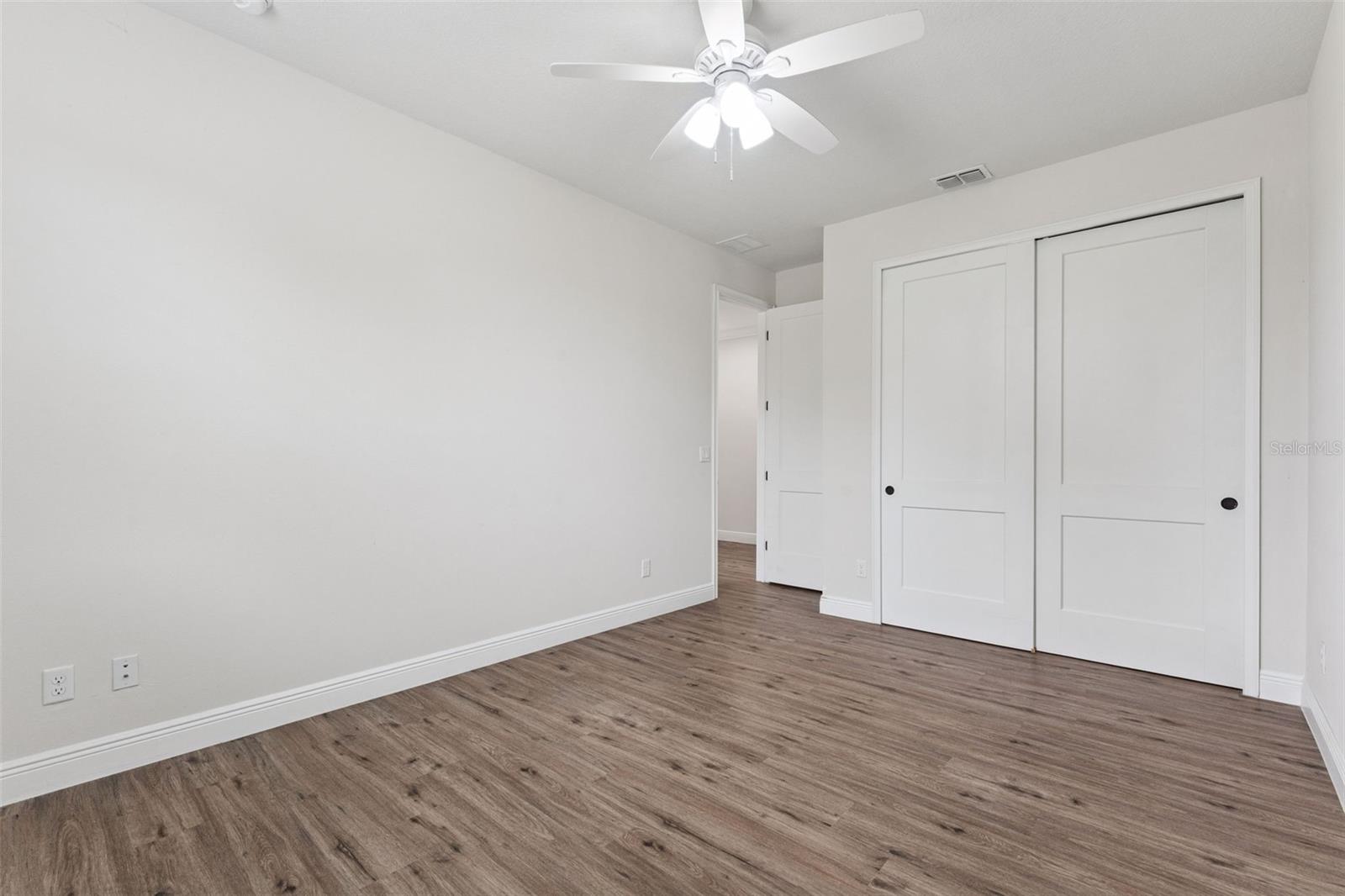 Image 14 of 51 For 10454 Spring Lake Drive