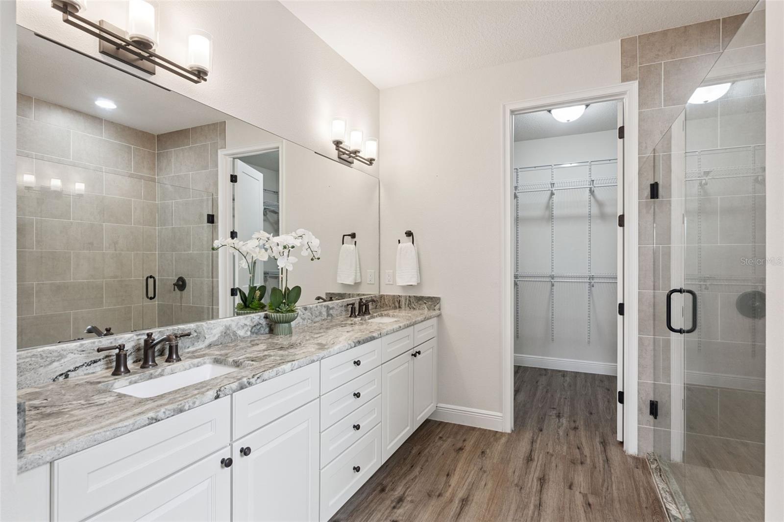 Image 20 of 51 For 10454 Spring Lake Drive