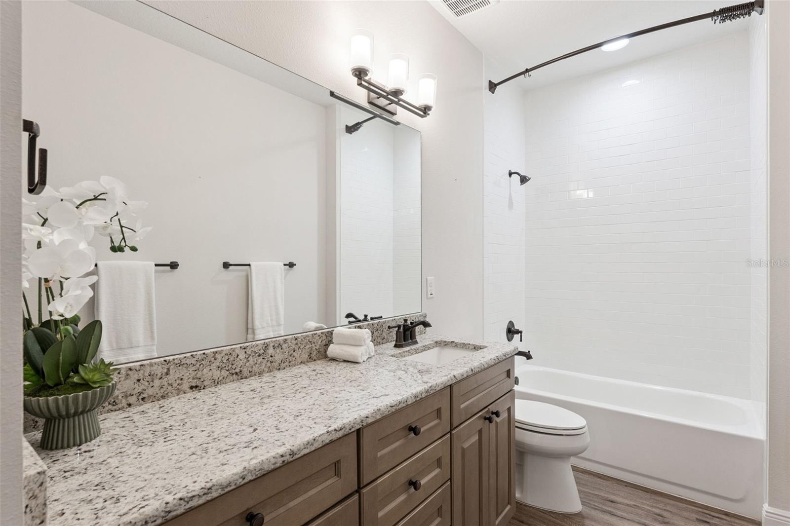 Image 21 of 51 For 10454 Spring Lake Drive