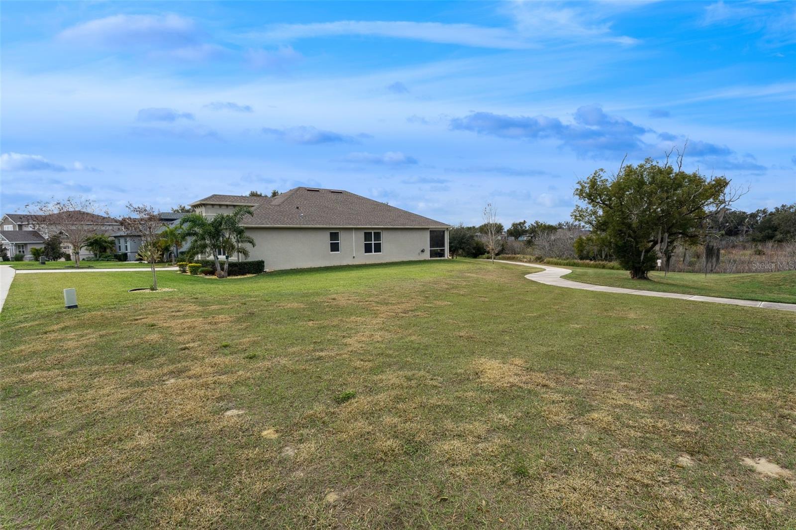 Image 32 of 51 For 10454 Spring Lake Drive