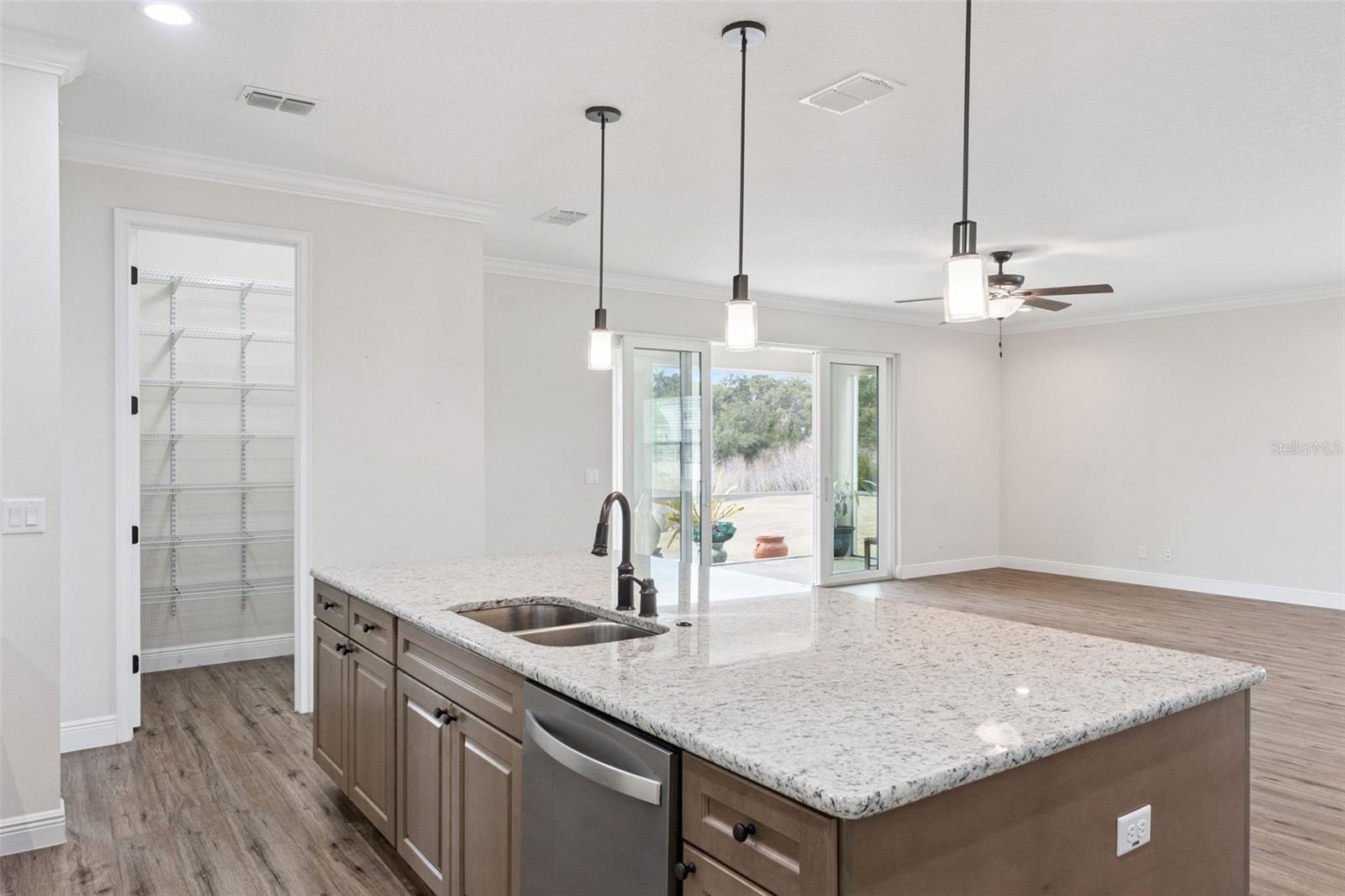 Image 6 of 51 For 10454 Spring Lake Drive