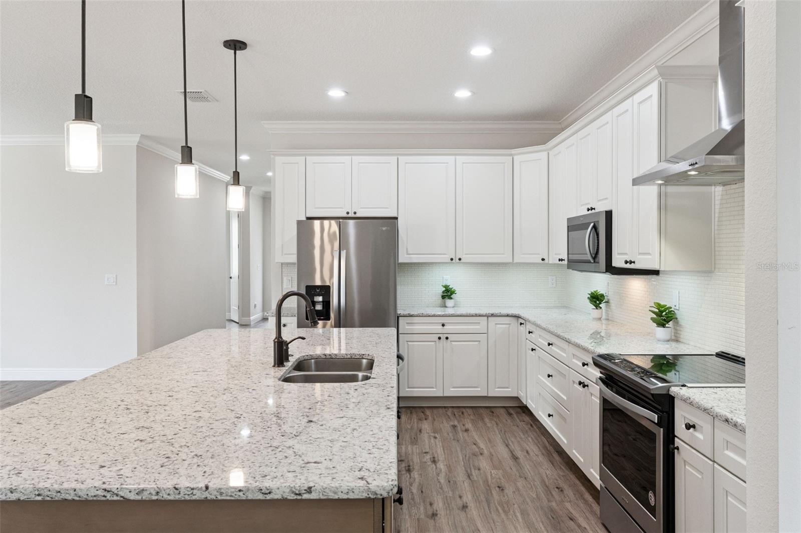 Image 7 of 51 For 10454 Spring Lake Drive