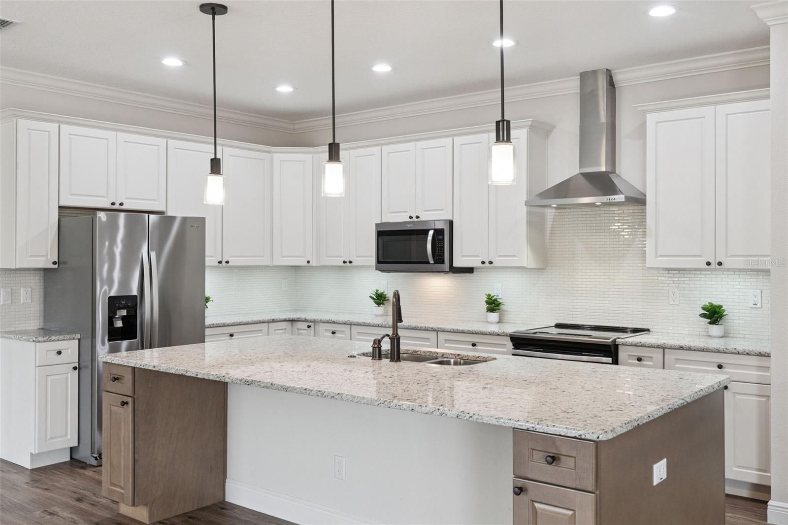 Image 9 of 51 For 10454 Spring Lake Drive