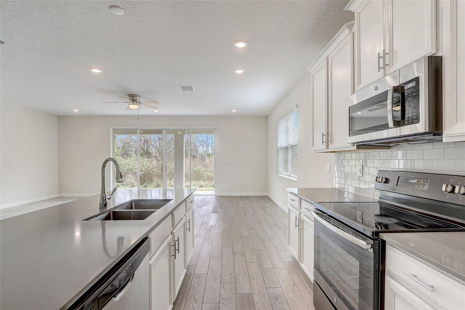 Image 11 of 42 For 2321 Crescent Moon Street