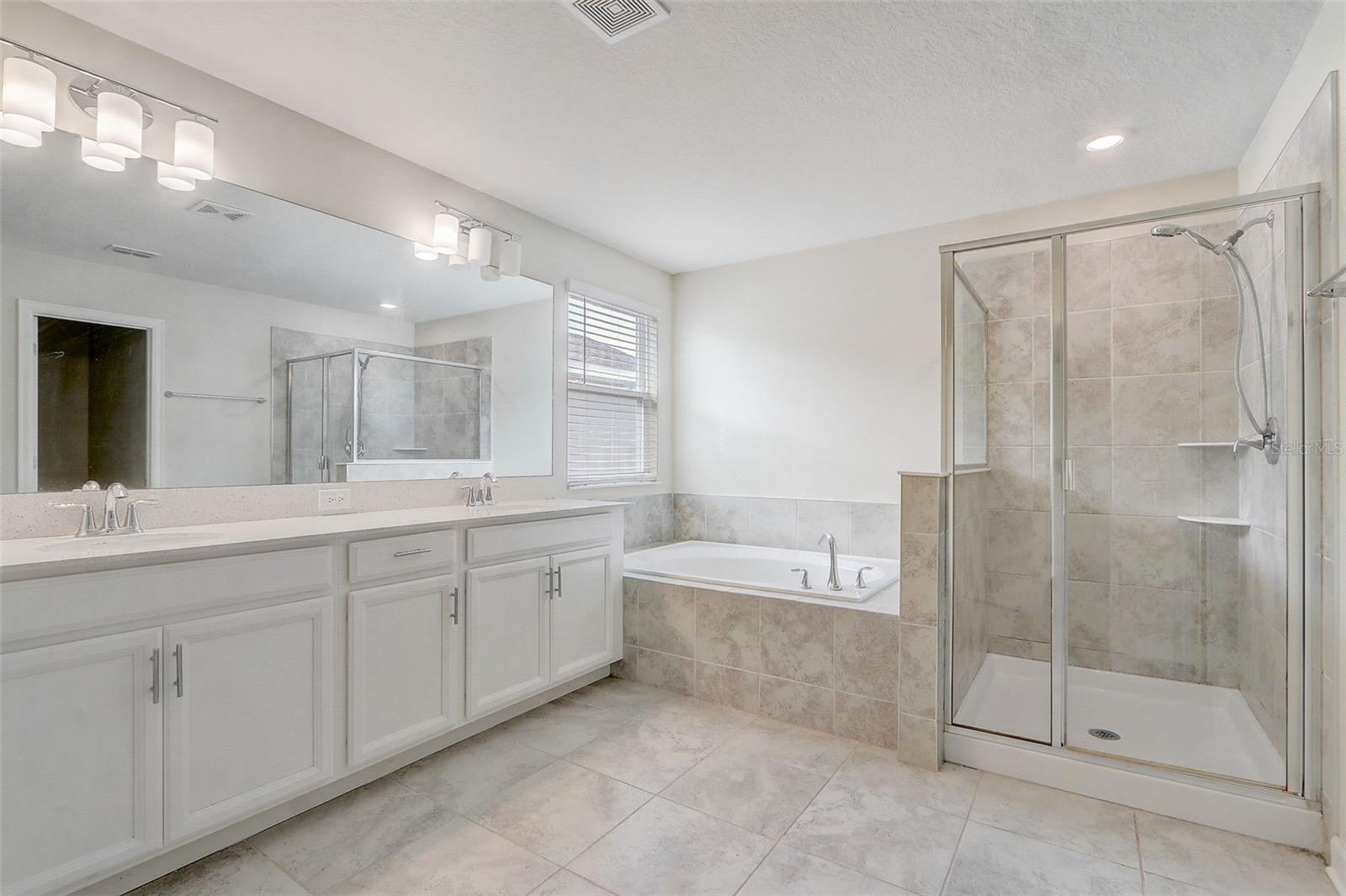 Image 28 of 42 For 2321 Crescent Moon Street