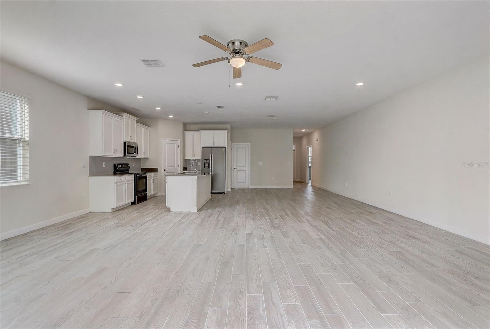 Image 8 of 42 For 2321 Crescent Moon Street