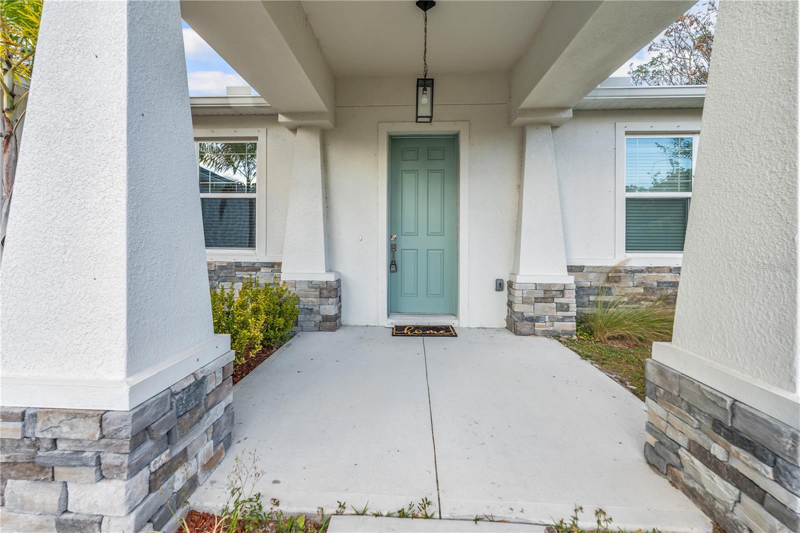 Image 2 of 47 For 1011 Johnston Road Se