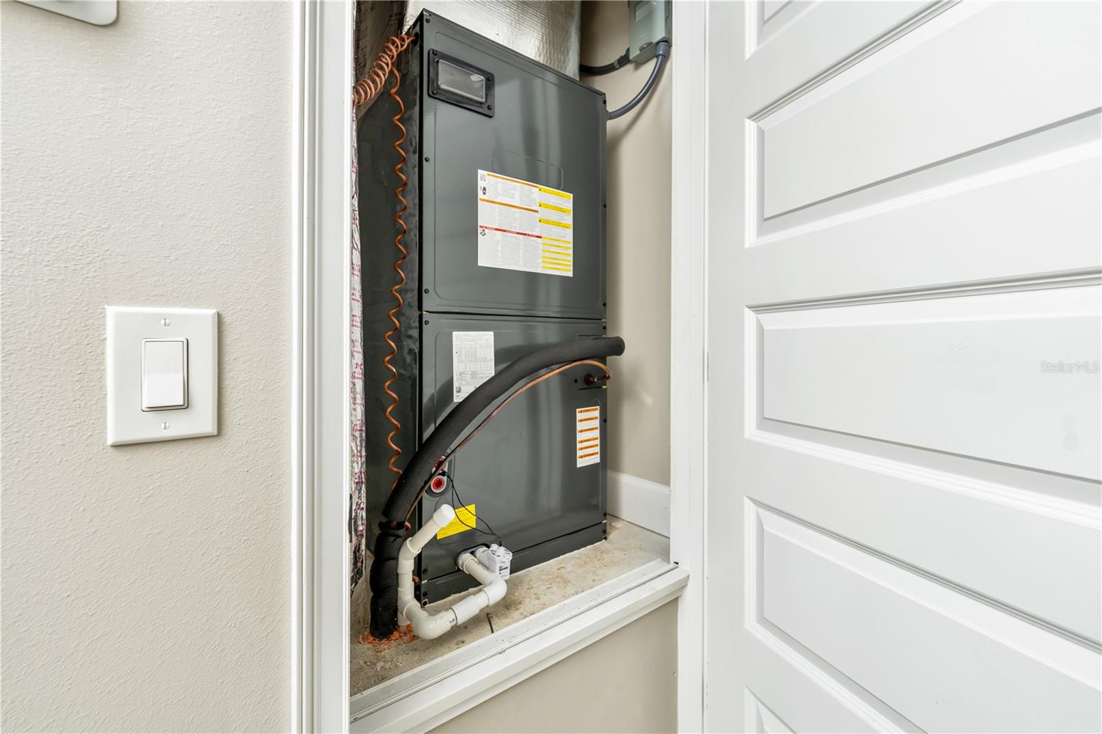 Image 36 of 47 For 1011 Johnston Road Se