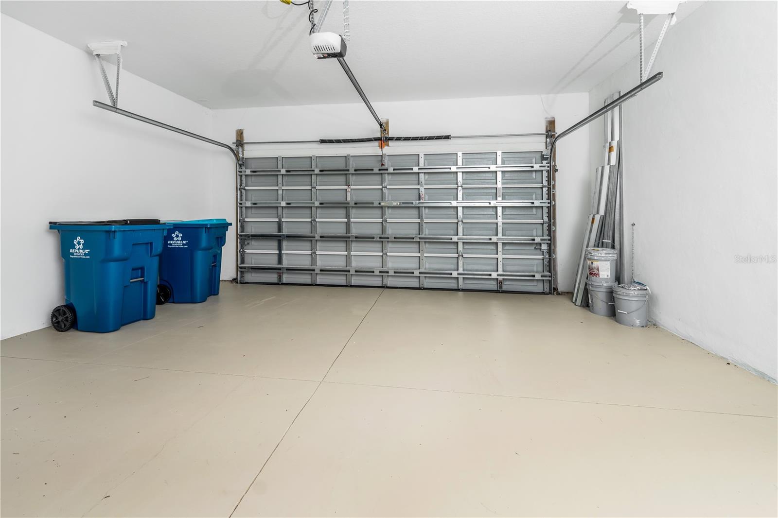 Image 44 of 47 For 1011 Johnston Road Se