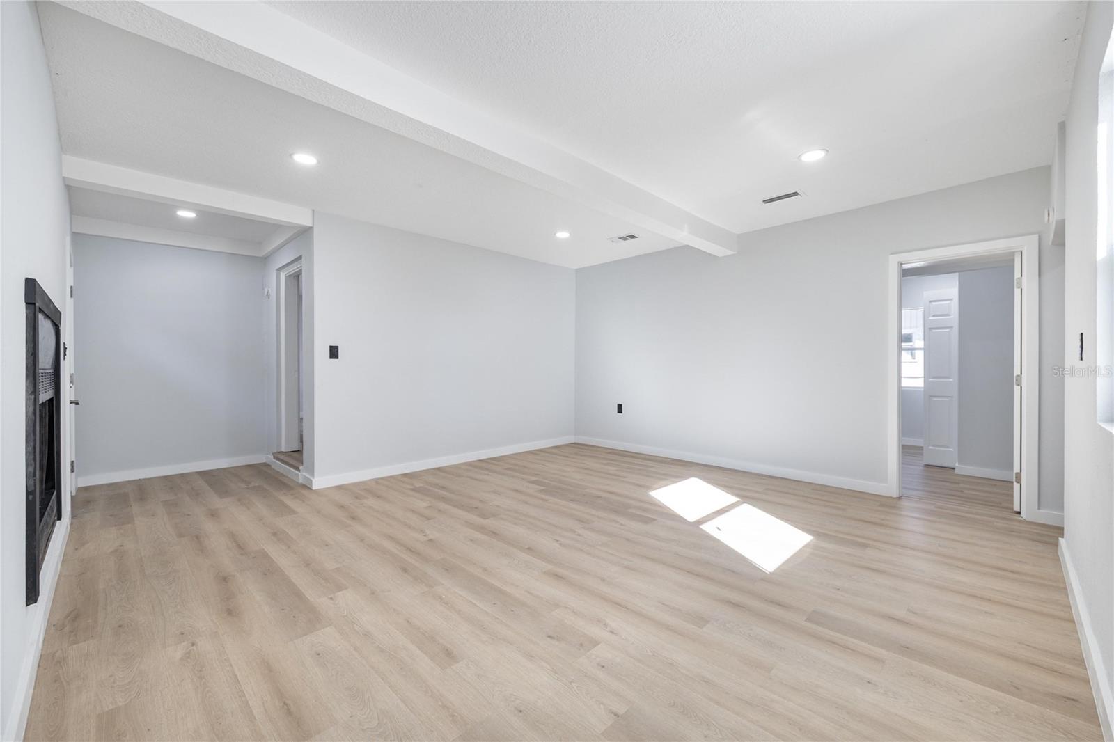 Image 13 of 55 For 1401 Moselle Avenue