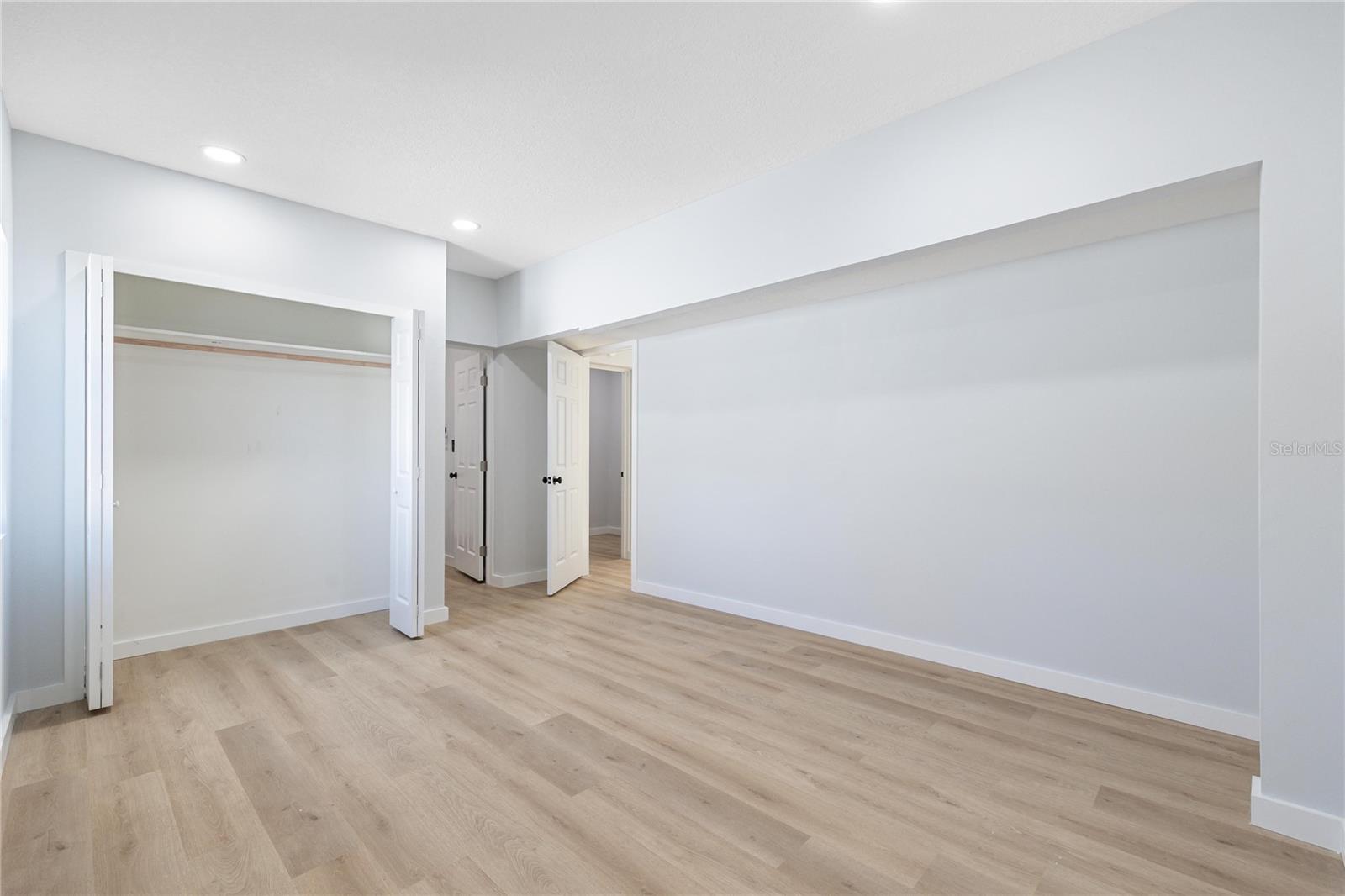 Image 23 of 55 For 1401 Moselle Avenue