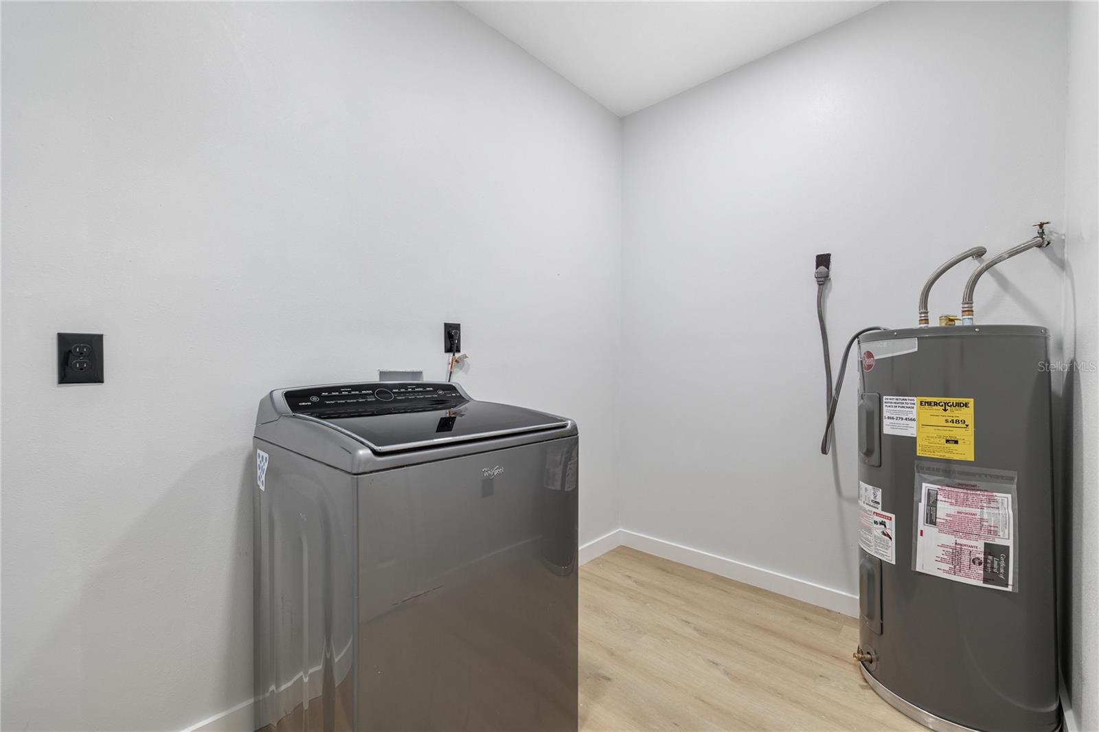 Image 28 of 55 For 1401 Moselle Avenue