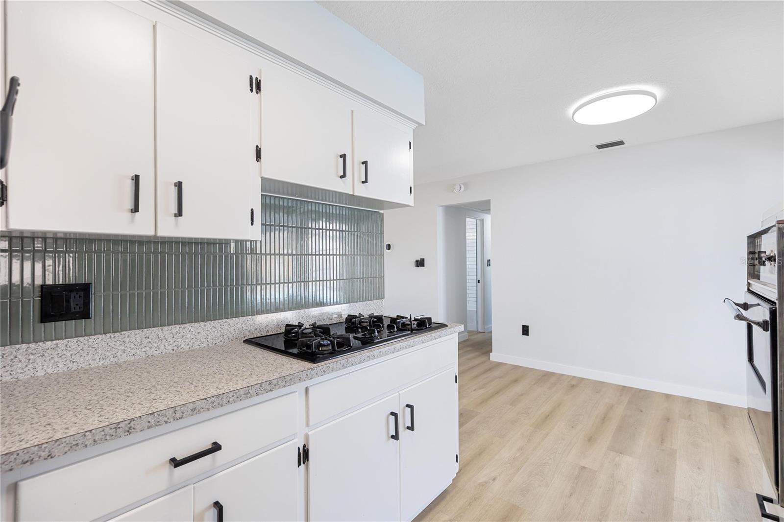 Image 7 of 55 For 1401 Moselle Avenue