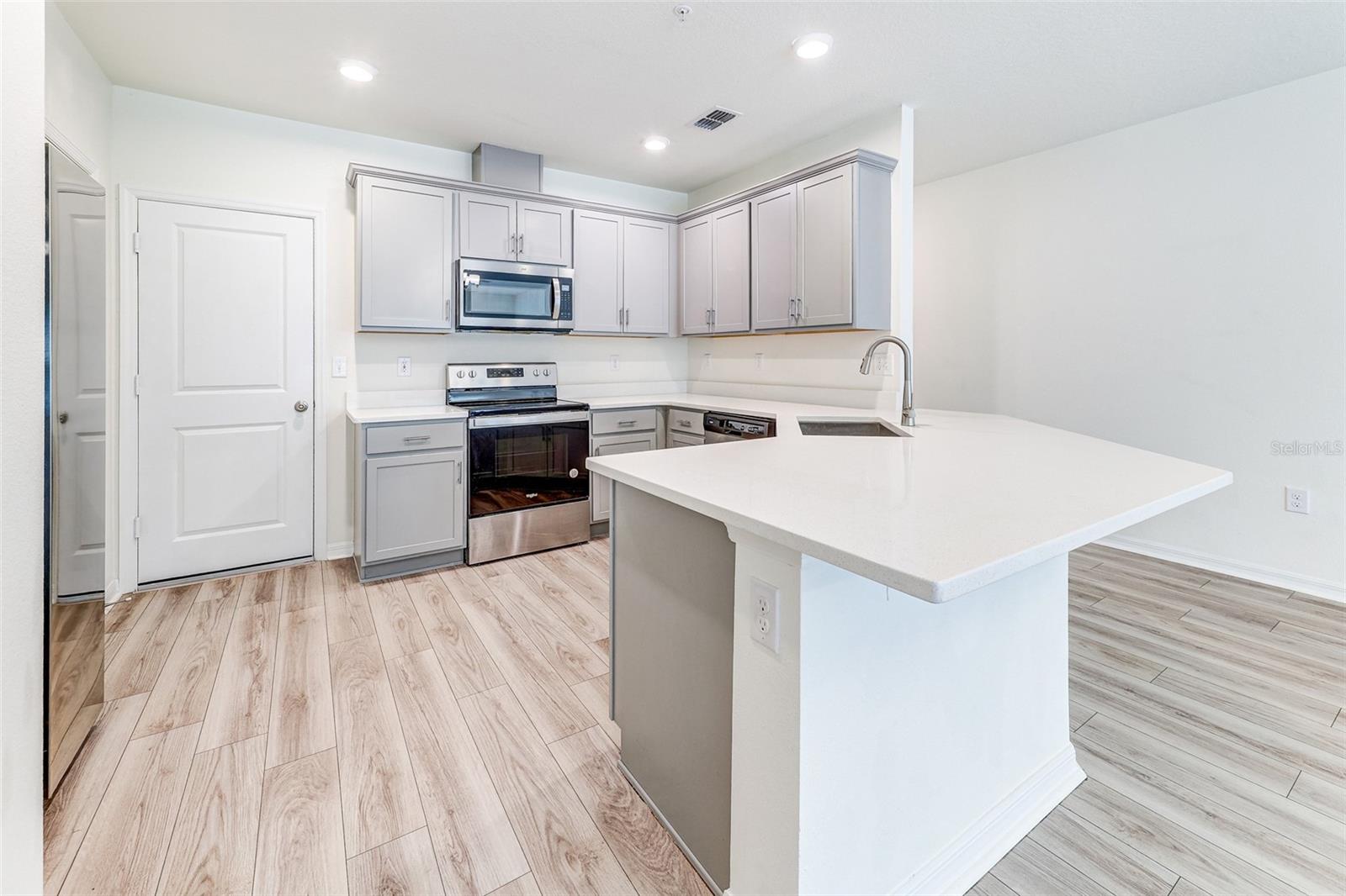 Image 16 of 53 For 2365 Carrabelle Way