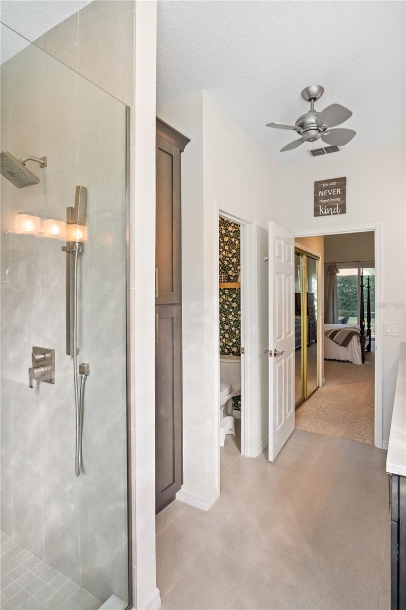 Image 32 of 62 For 14962 Faversham Circle