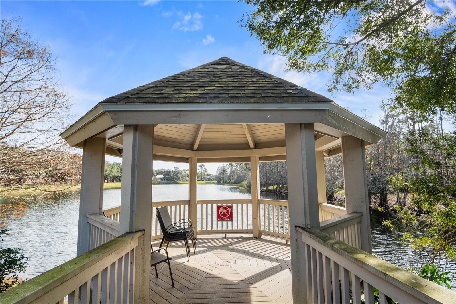 Image 43 of 62 For 14962 Faversham Circle