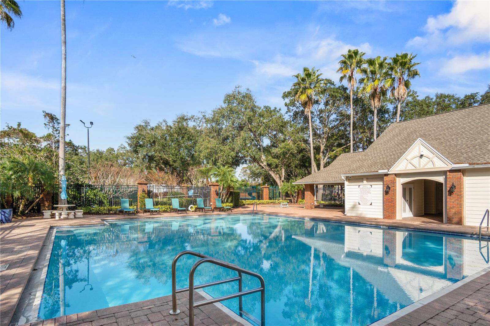 Image 47 of 62 For 14962 Faversham Circle