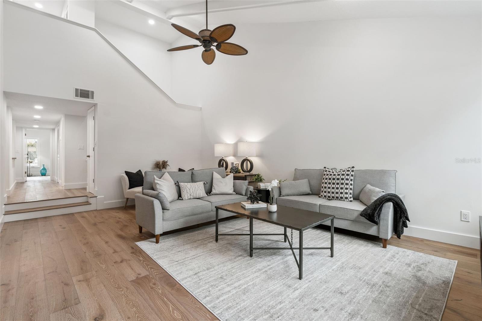 Image 6 of 30 For 1994 Kenaston Road 1994