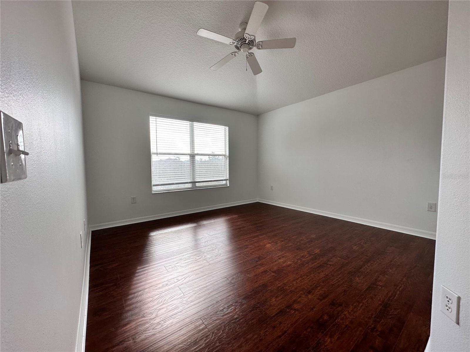 Image 10 of 21 For 2718 Lucas Lakes Lane