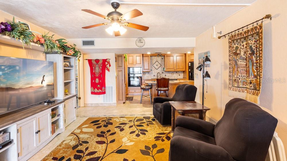 Image 23 of 45 For 1513 Ocean Shore Boulevard 8f