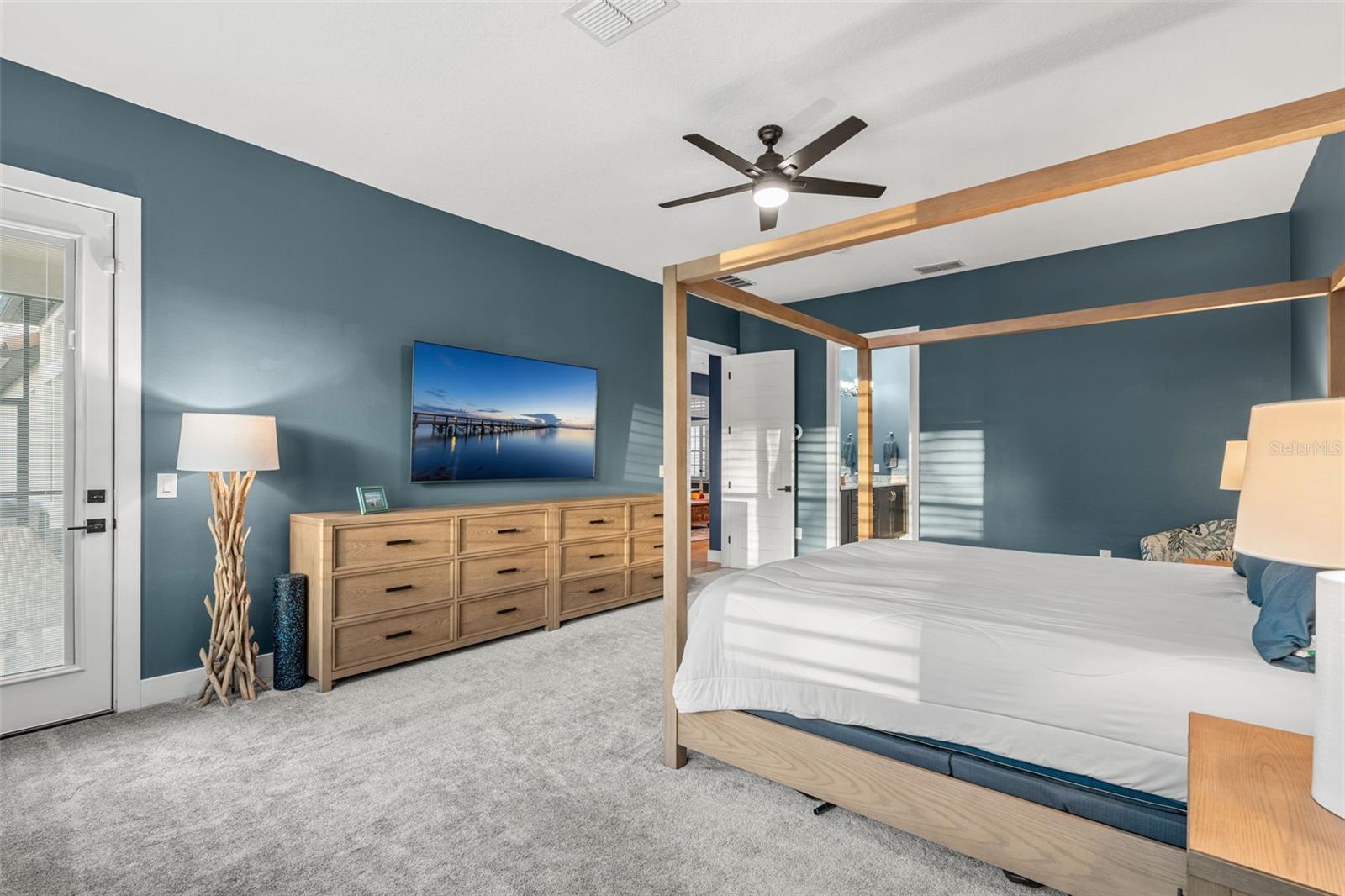 Image 22 of 61 For 25870 Crossings Bluff Lane