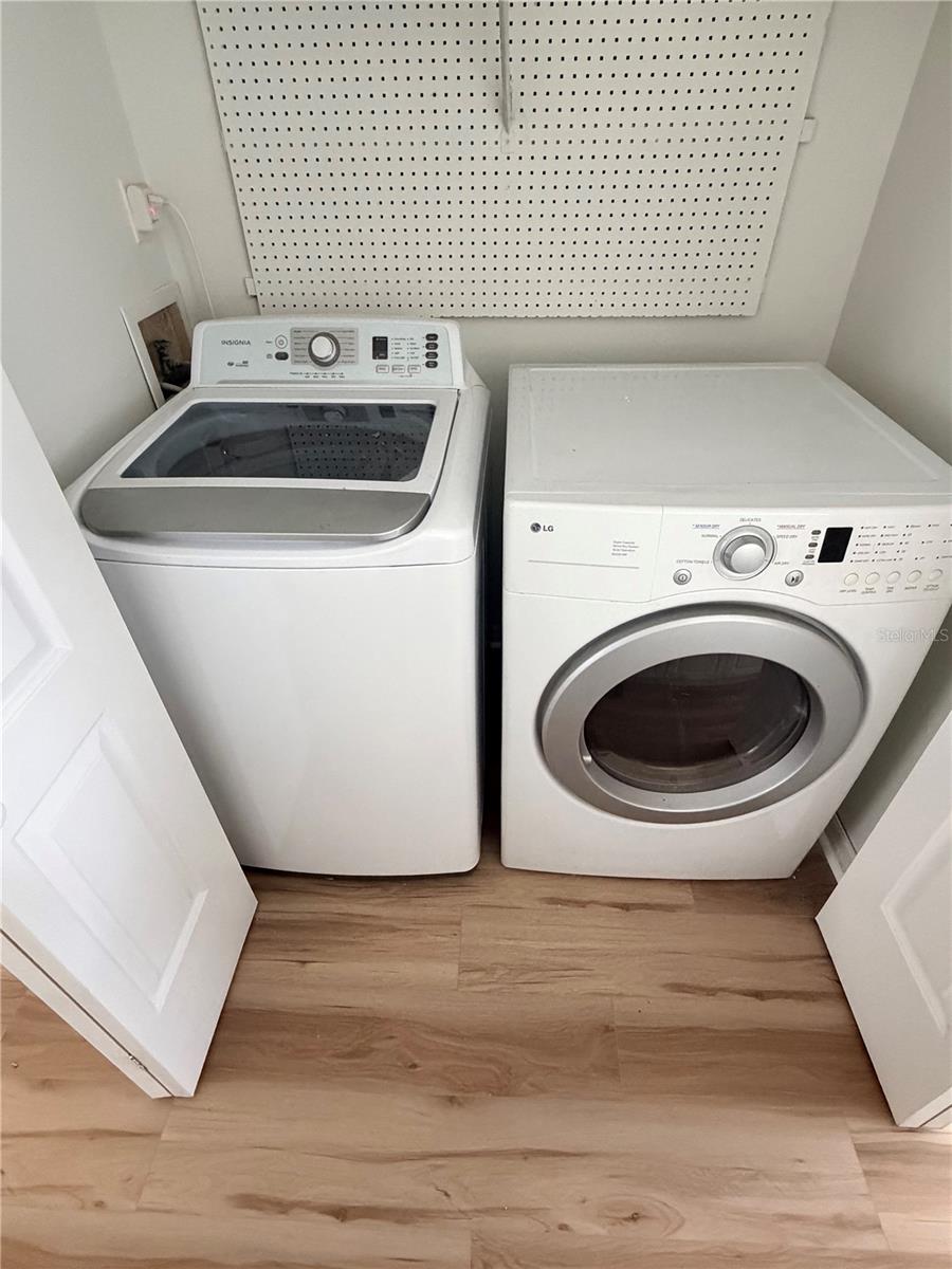 Image 13 of 13 For 2651 Graduate Court