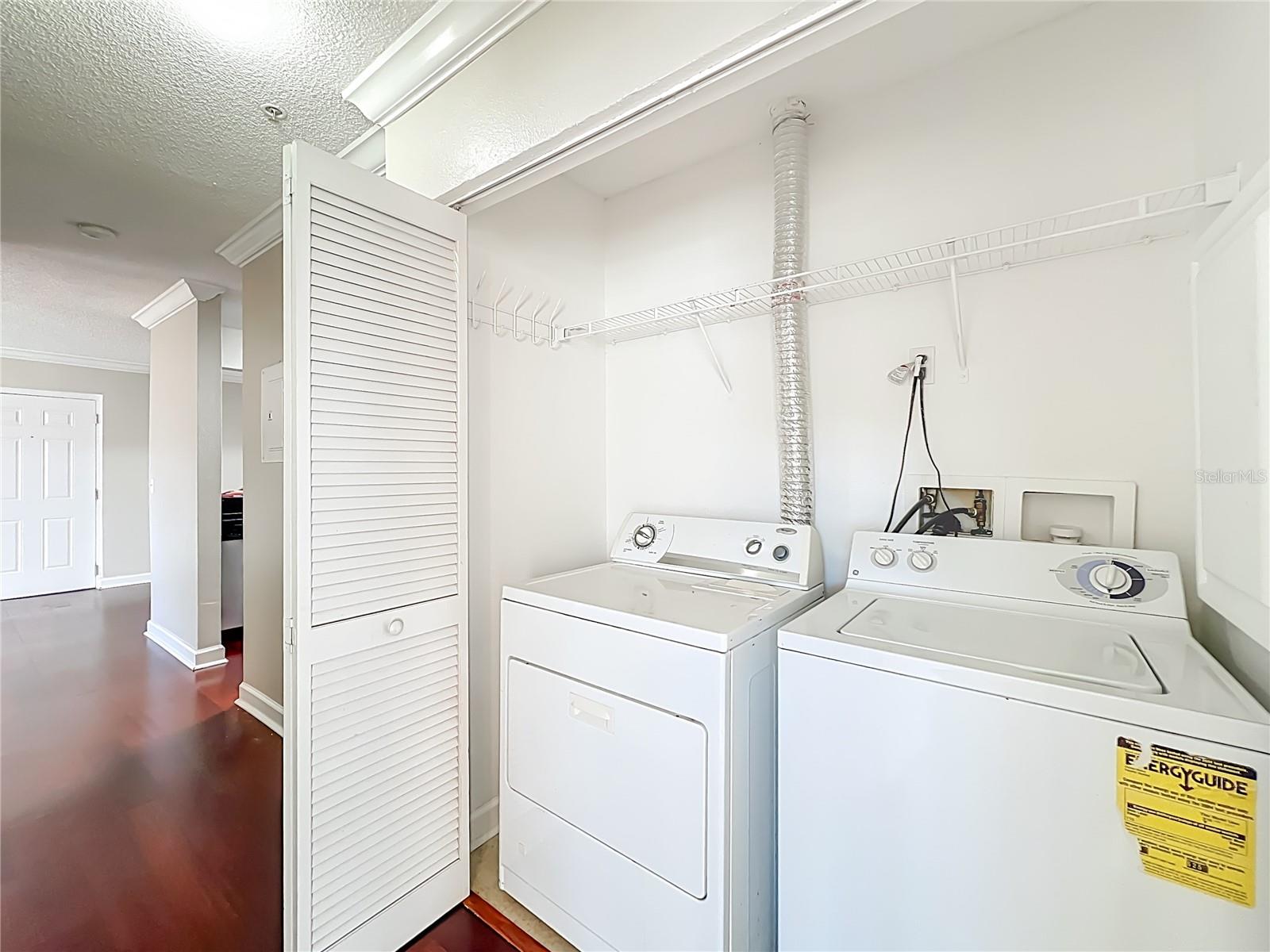 Image 18 of 18 For 2071 Dixie Belle Drive 2071p