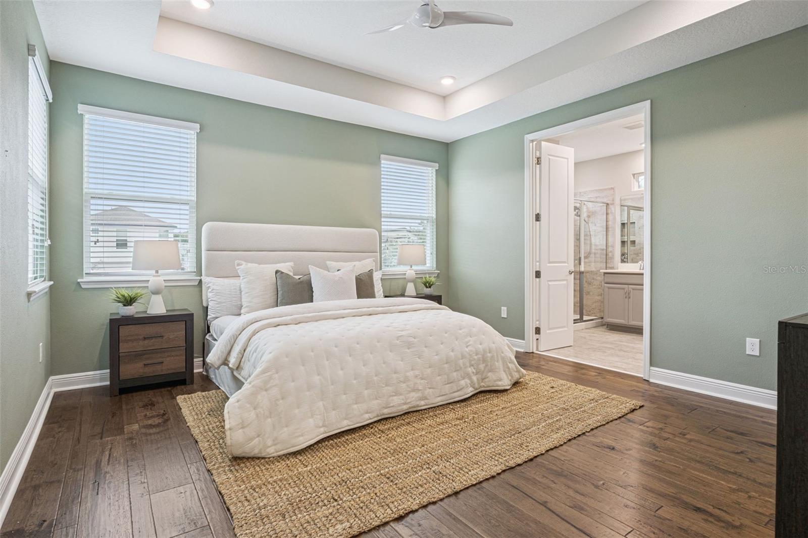 Image 21 of 77 For 2029 White Feather Loop