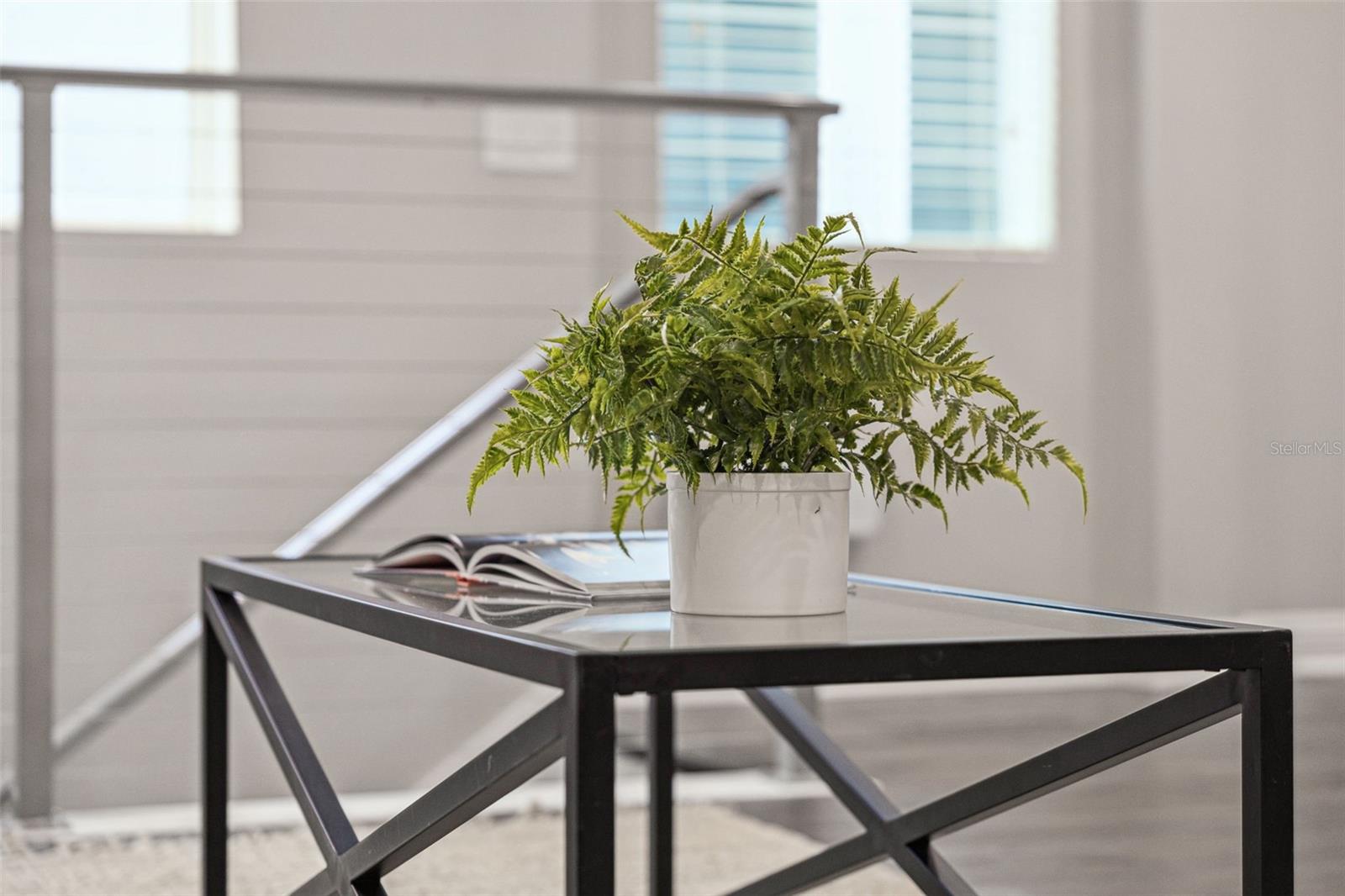 Image 38 of 77 For 2029 White Feather Loop