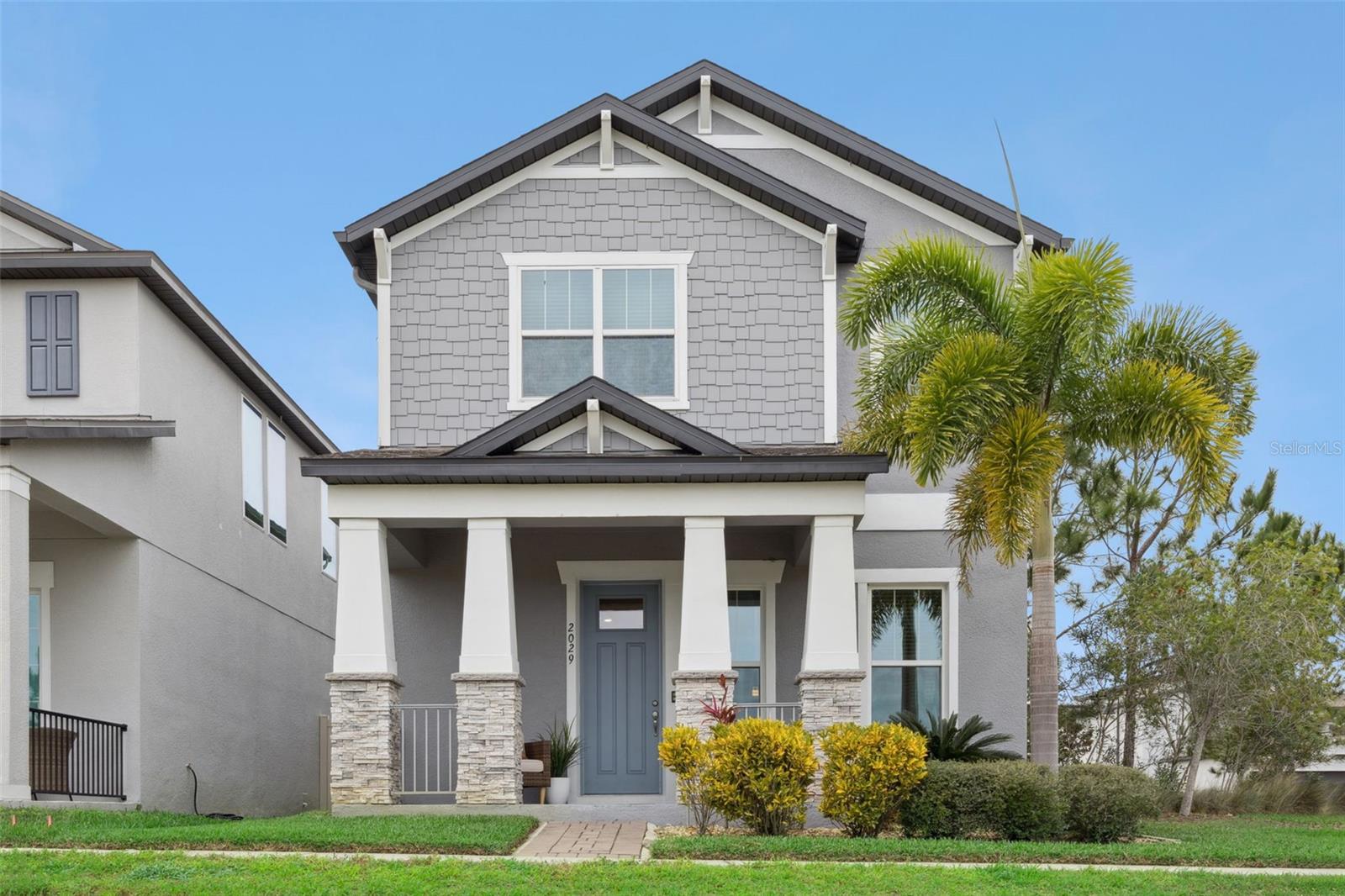 Image 51 of 77 For 2029 White Feather Loop