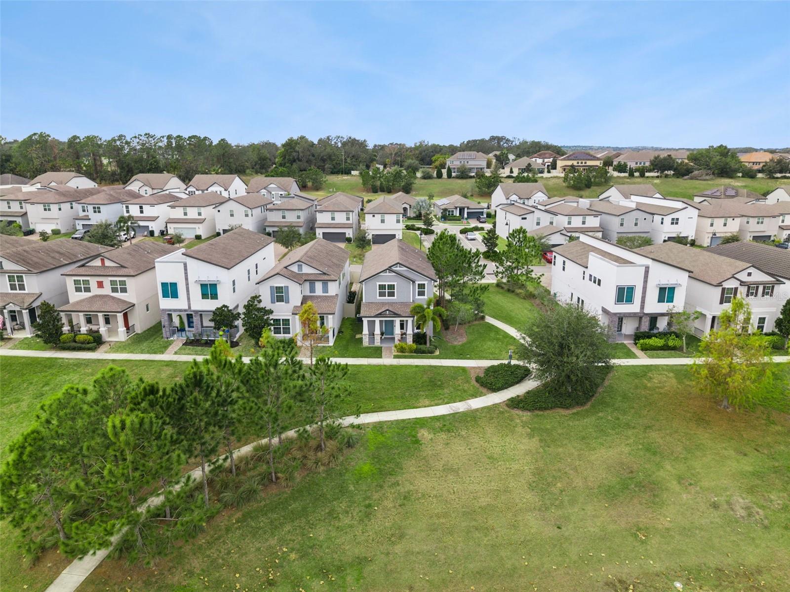 Image 58 of 77 For 2029 White Feather Loop