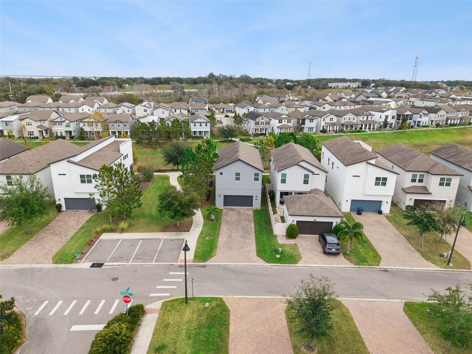 Image 73 of 77 For 2029 White Feather Loop