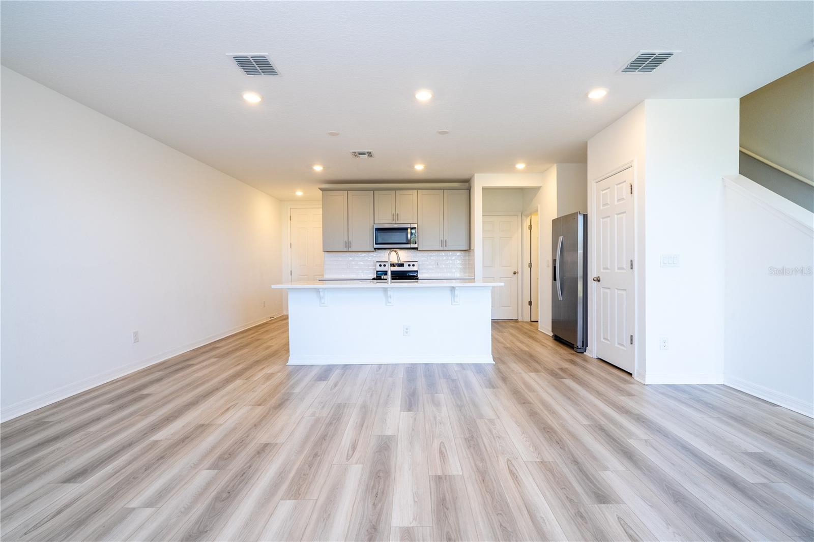 Image 10 of 77 For 4549 Burrowing Owl Loop