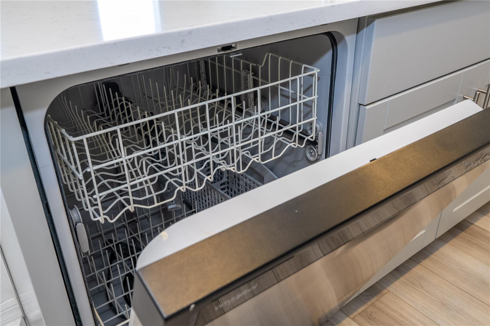 Image 17 of 77 For 4549 Burrowing Owl Loop