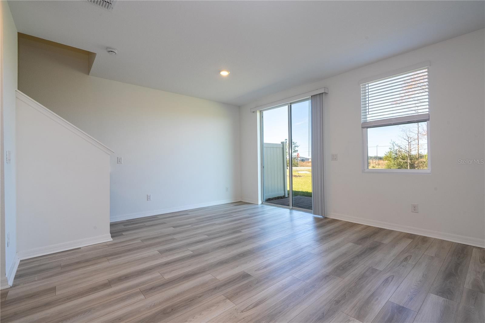 Image 19 of 77 For 4549 Burrowing Owl Loop