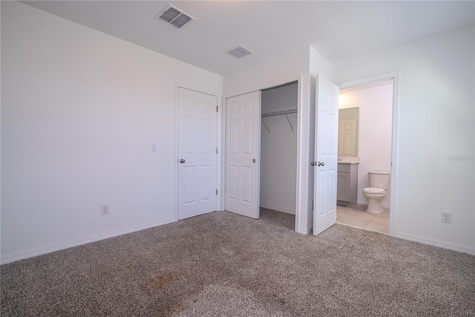 Image 36 of 77 For 4549 Burrowing Owl Loop