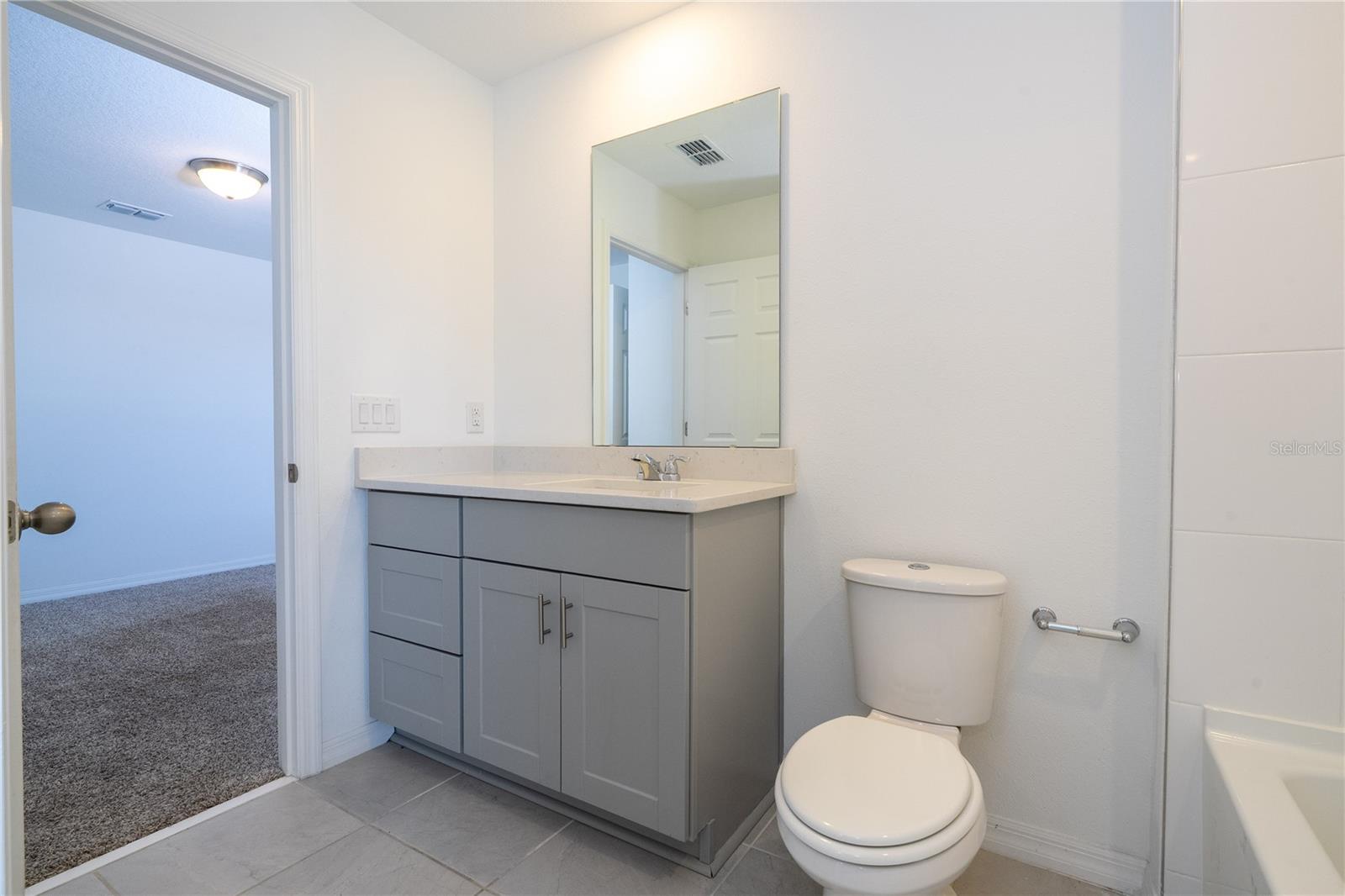 Image 38 of 77 For 4549 Burrowing Owl Loop