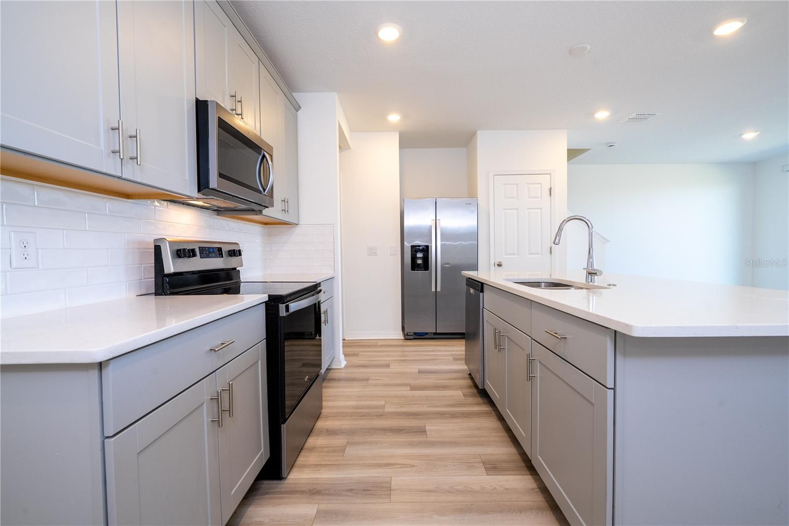 Image 6 of 77 For 4549 Burrowing Owl Loop