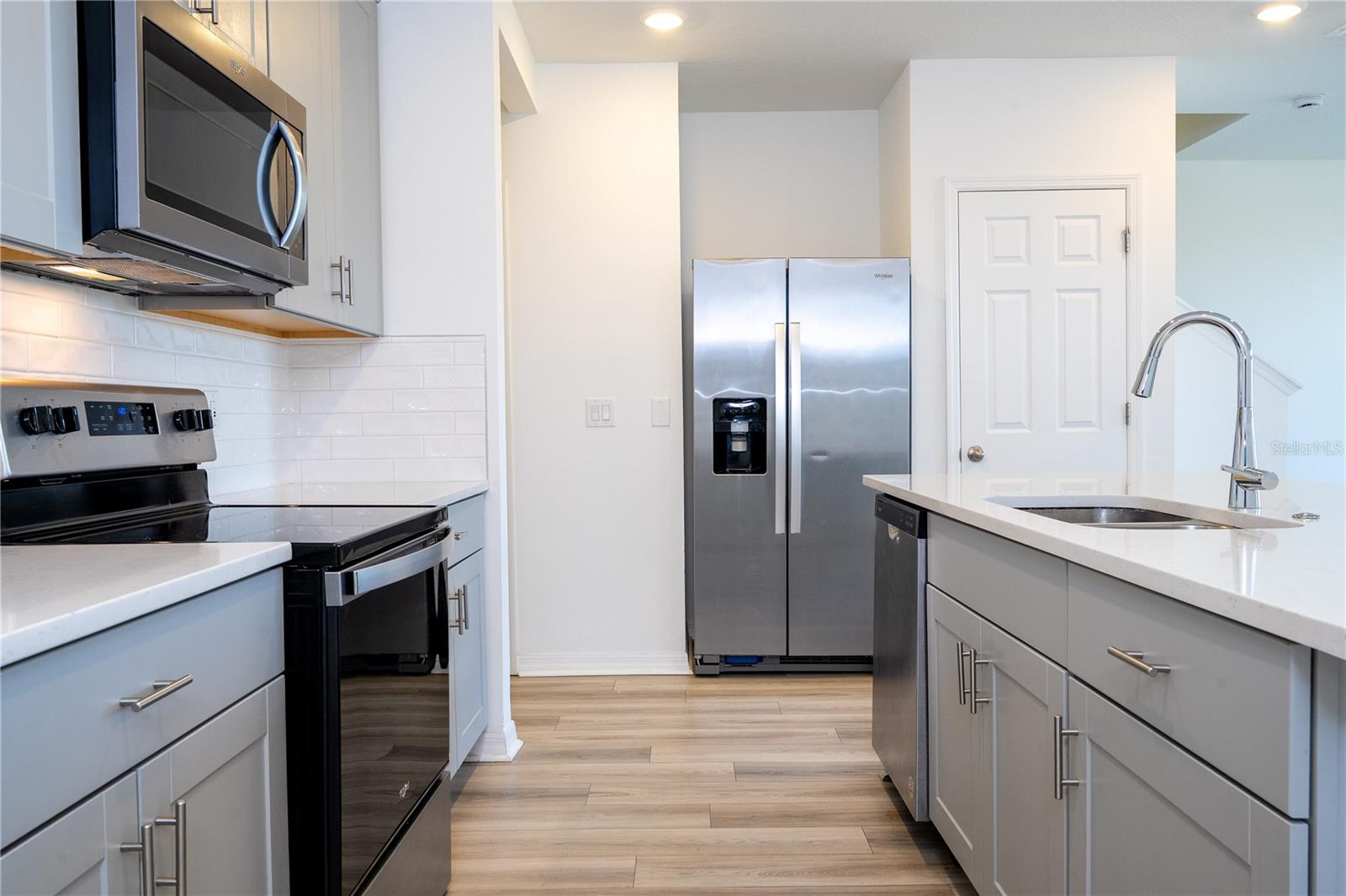 Image 7 of 77 For 4549 Burrowing Owl Loop