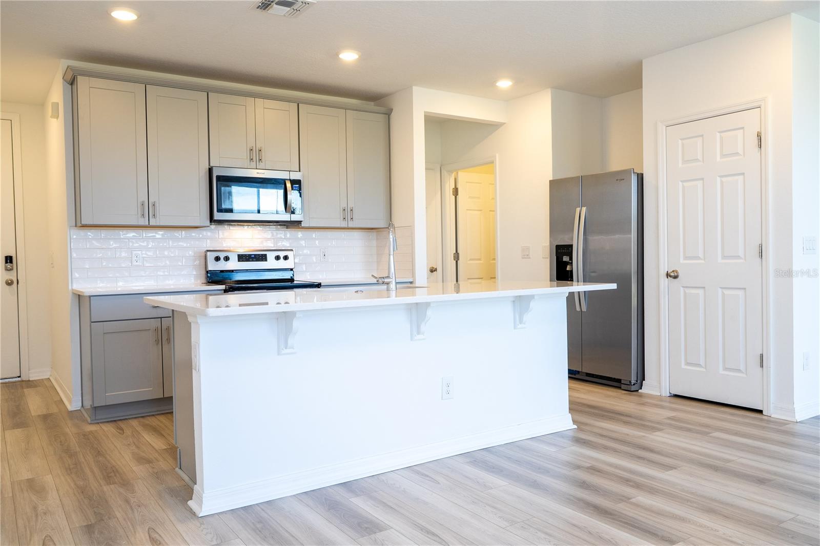 Image 8 of 77 For 4549 Burrowing Owl Loop