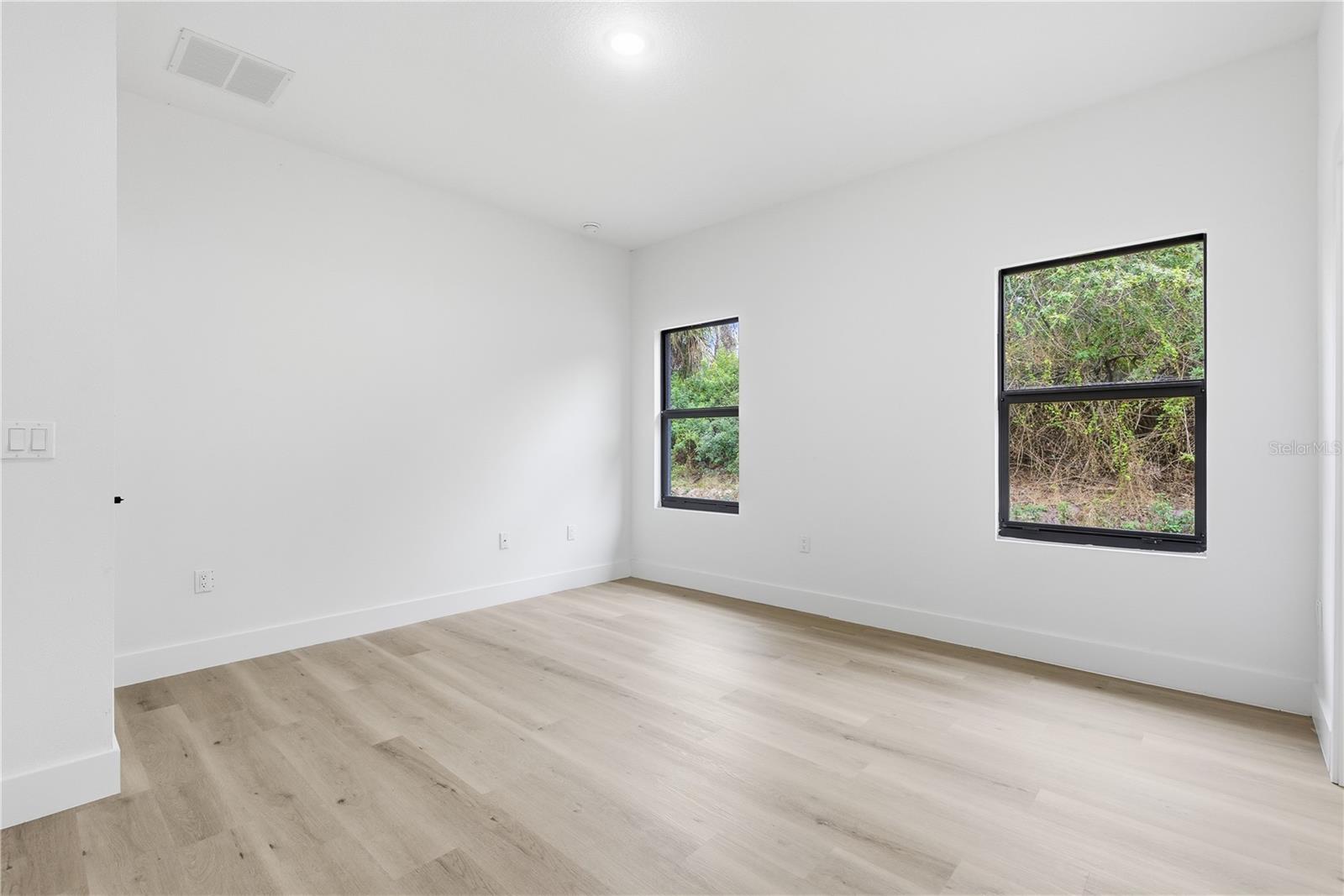 Image 15 of 39 For 3537 Enid Lane