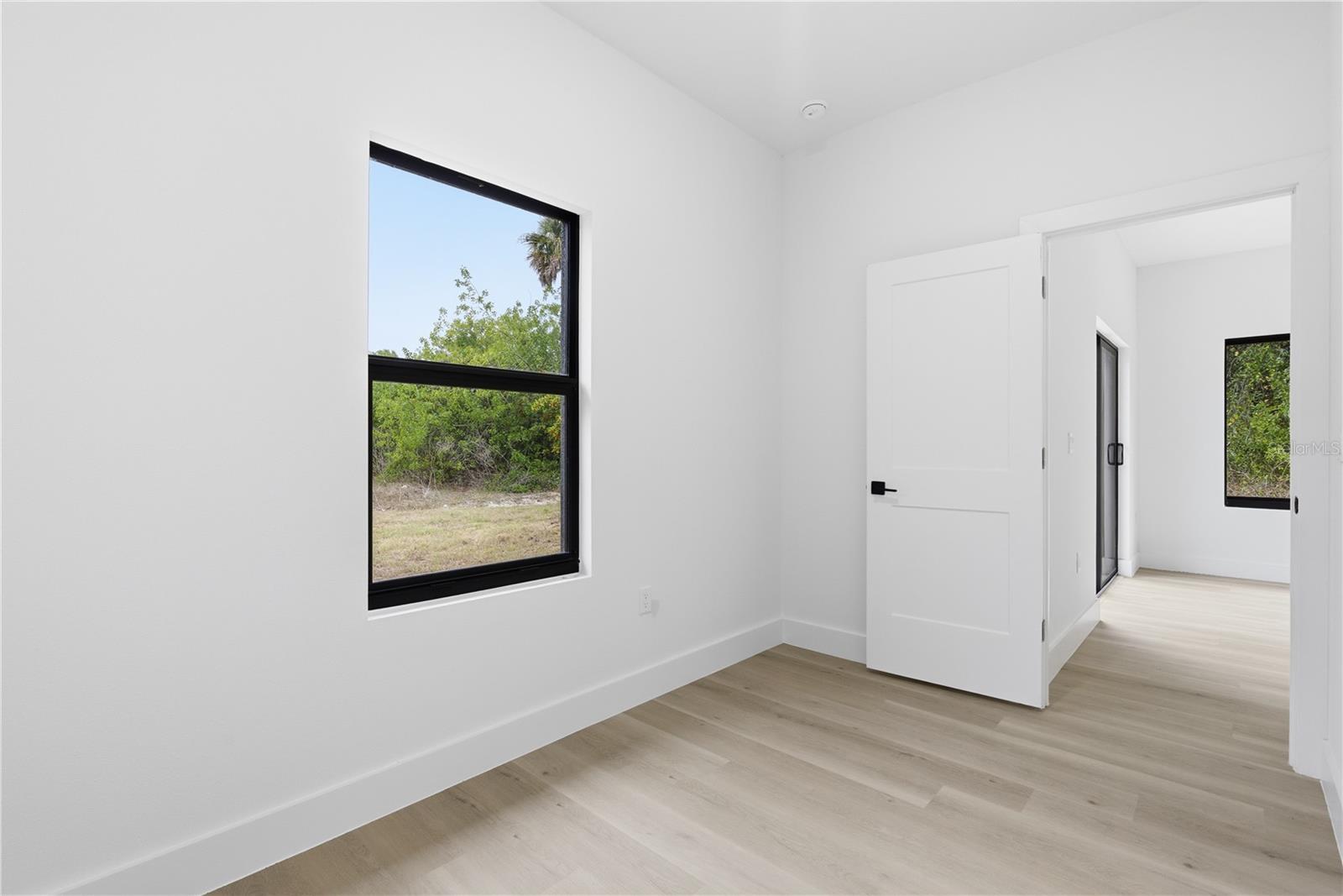 Image 19 of 39 For 3537 Enid Lane