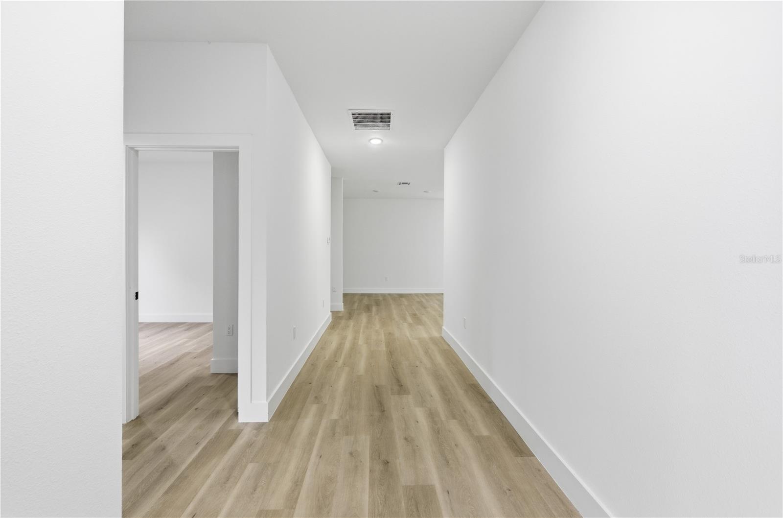 Image 24 of 39 For 3537 Enid Lane