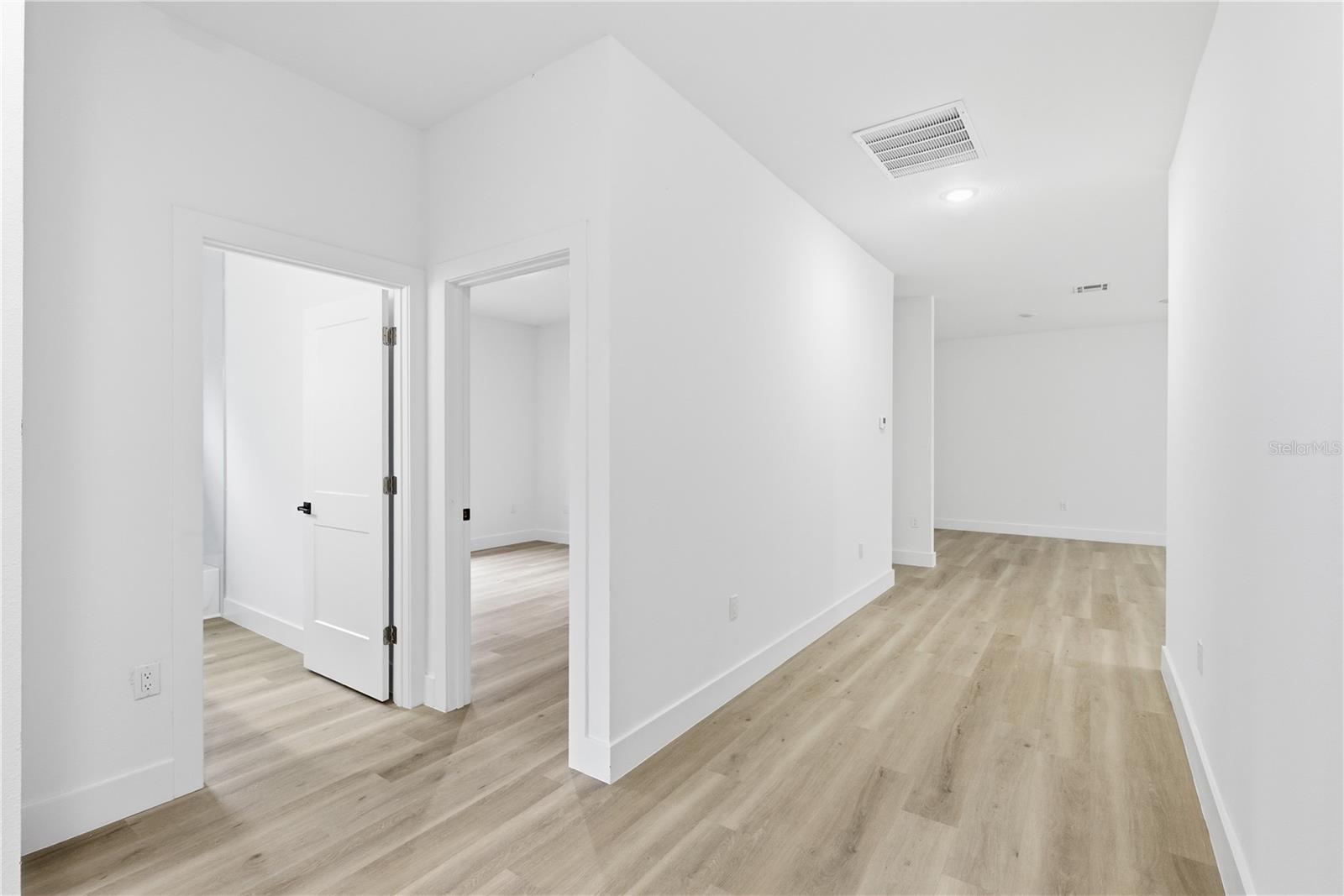 Image 25 of 39 For 3537 Enid Lane