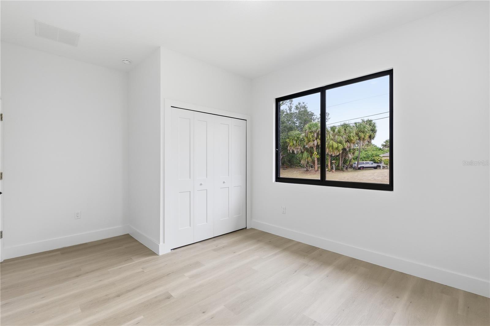 Image 28 of 39 For 3537 Enid Lane