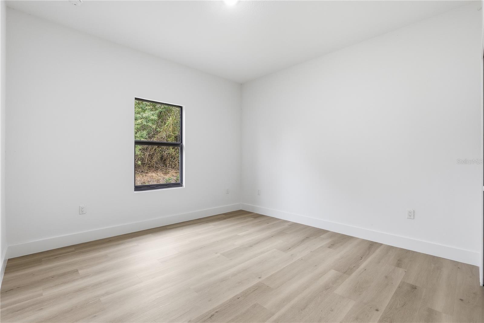 Image 29 of 39 For 3537 Enid Lane