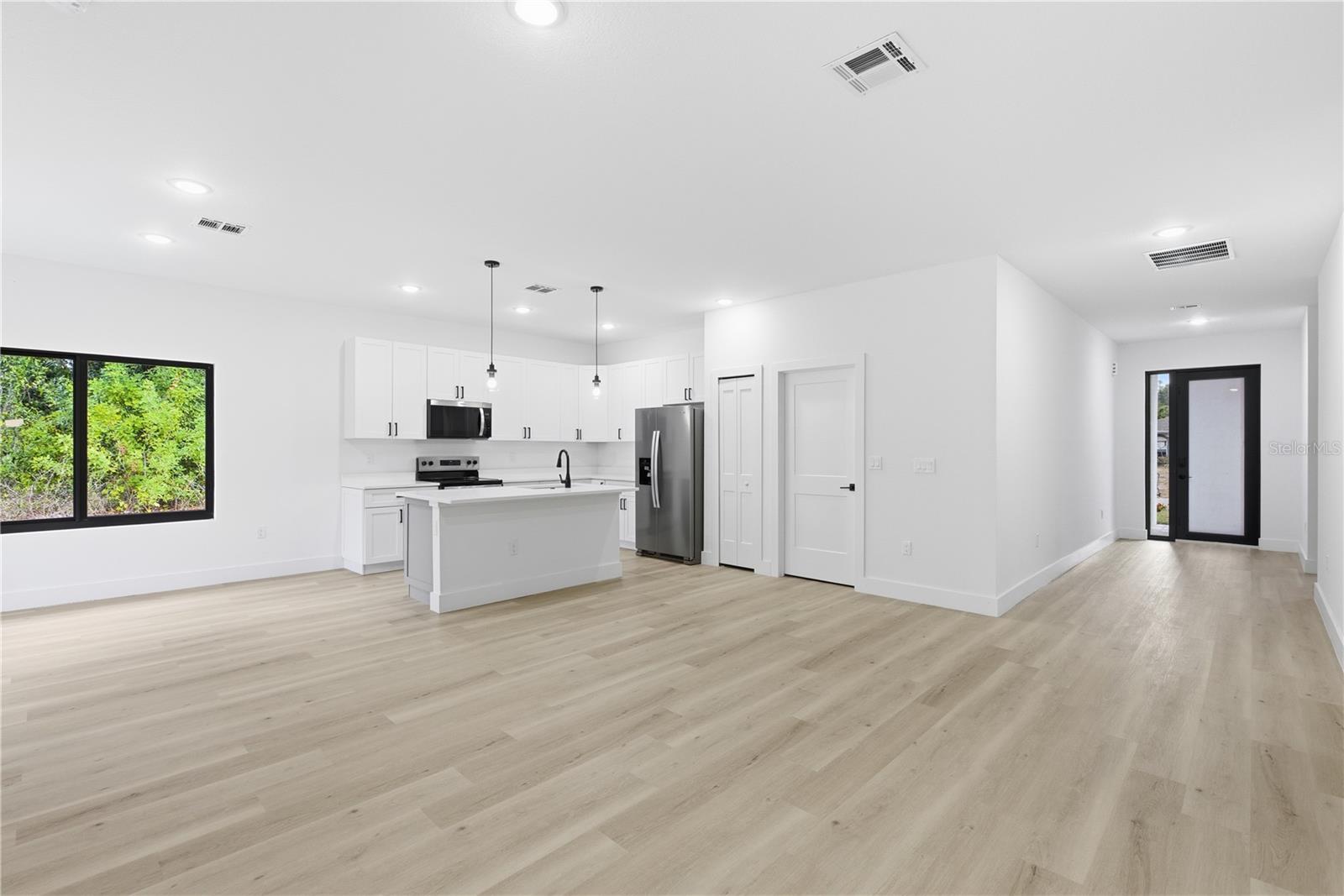 Image 5 of 39 For 3537 Enid Lane